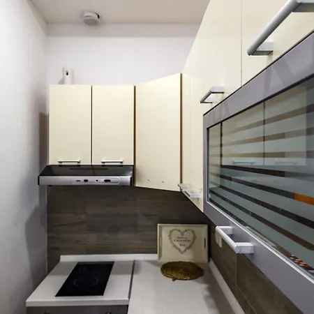 Modern On The - Mala Lamjana קאלי