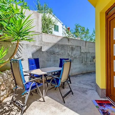 Modern On The - Mala Lamjana