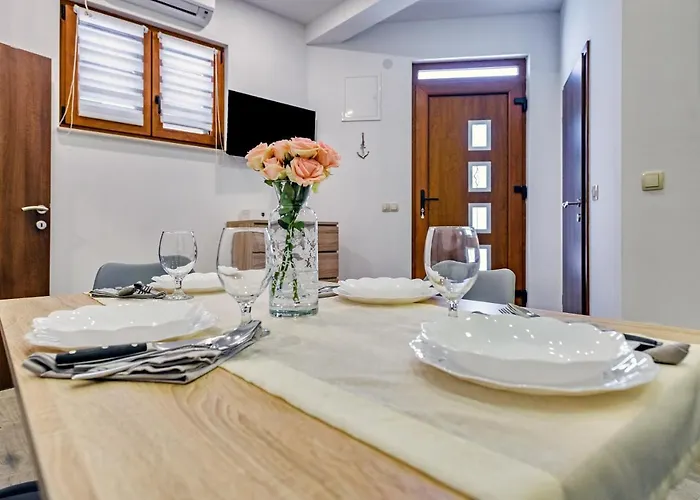 Appartement Modern On The - Mala Lamjana