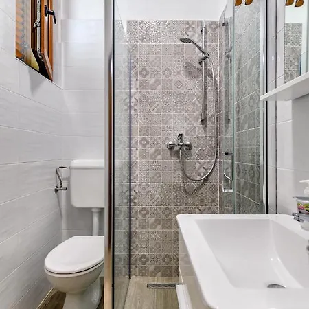 Modern On The - Mala Lamjana Apartman Kali